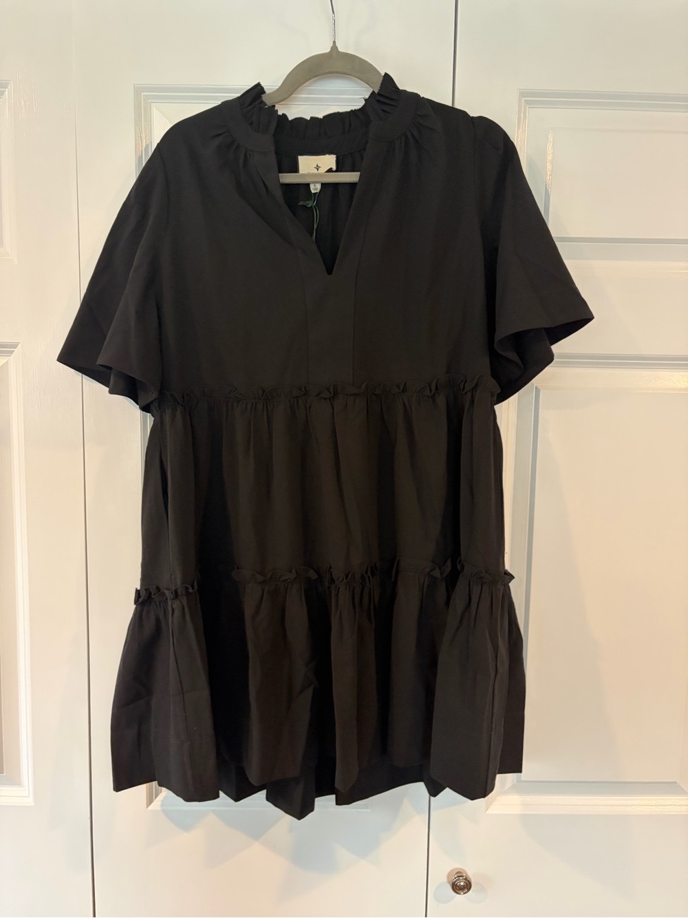 NWT Tuckernuck Black Tiered Short-Sleeve Women's Dress